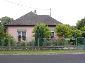 Holiday home in Balatonfenyves 38166